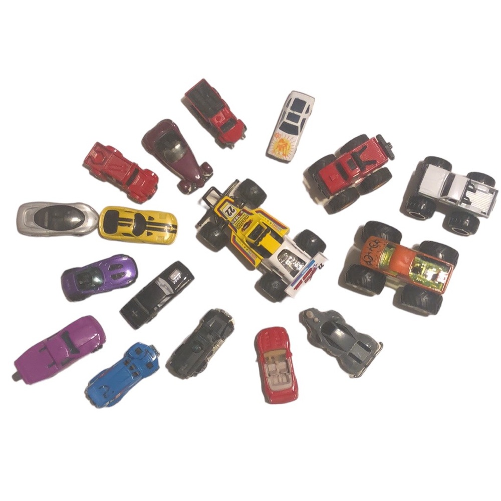 Lot of 20 miscellaneous cars and etc…
